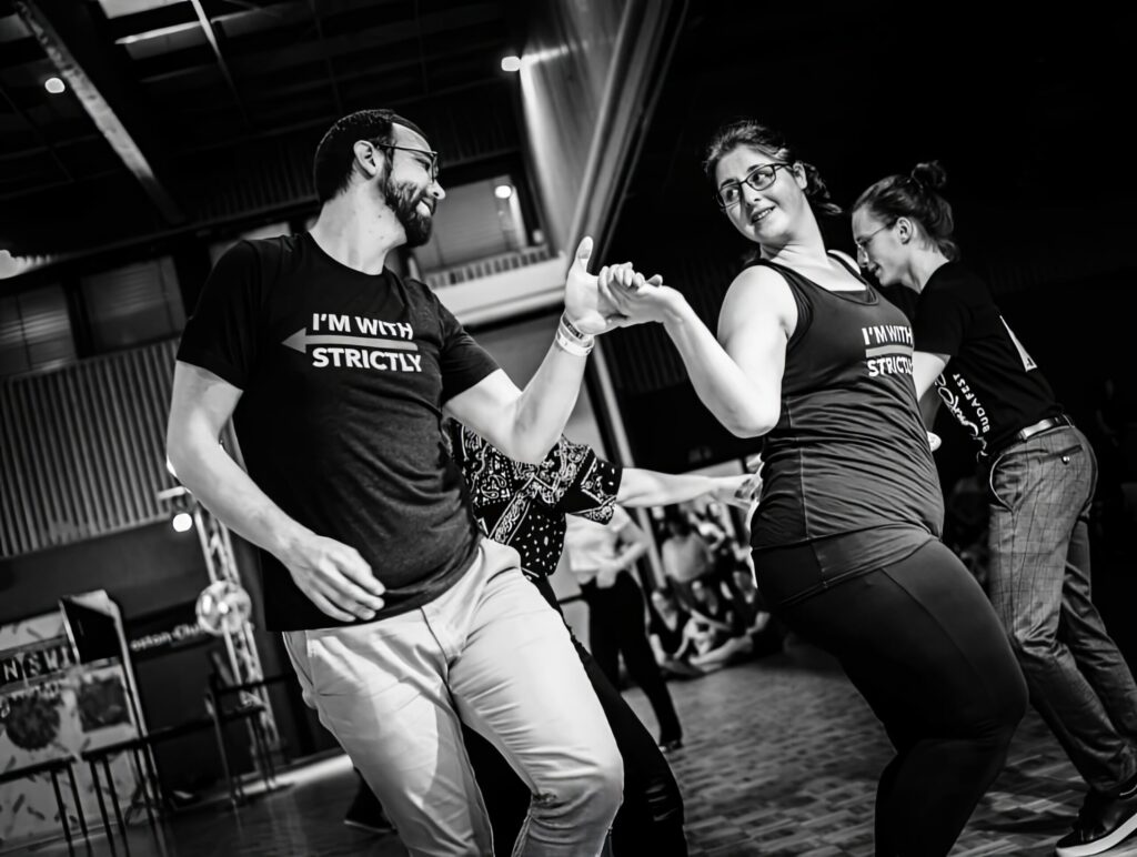 West Coast Swing Essen Unterricht Kurse Workshop Dominik Mariella Lukas
